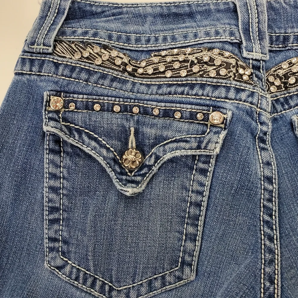 Miss Me rhinestone bling studded bootcut JP5011-3 jeans size 29